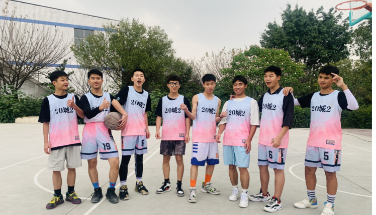 成都铁路技工学校 第九届校园篮球赛